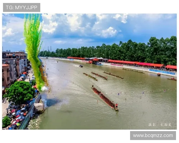 绣江龙舟倒计时!桨影鼓点燃爆河面 绣江龙舟倒计时!桨影鼓点燃爆河面
